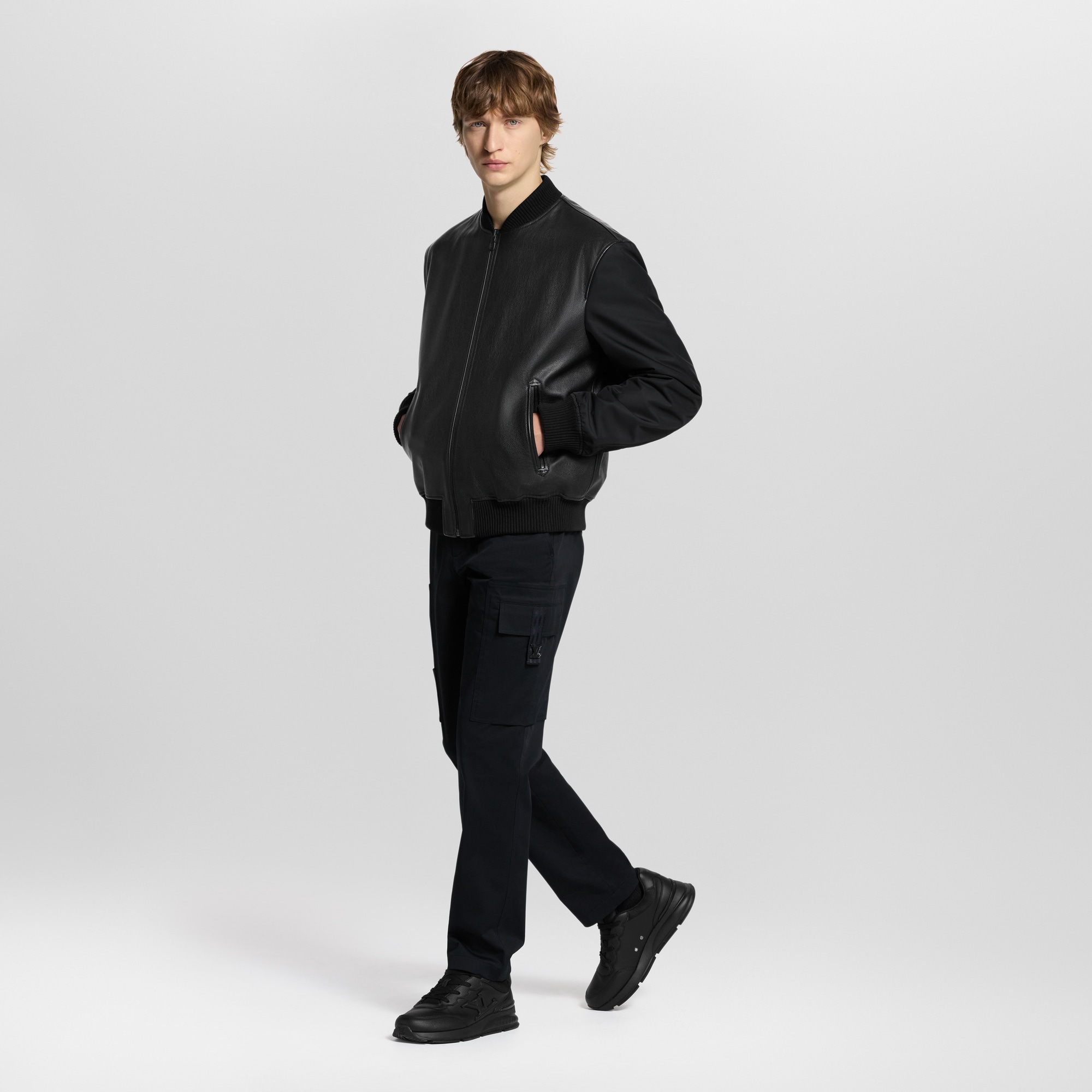 LV クラシック スニーカー ｜ルイ・ヴィトン 公式サイト - 1AHSSV